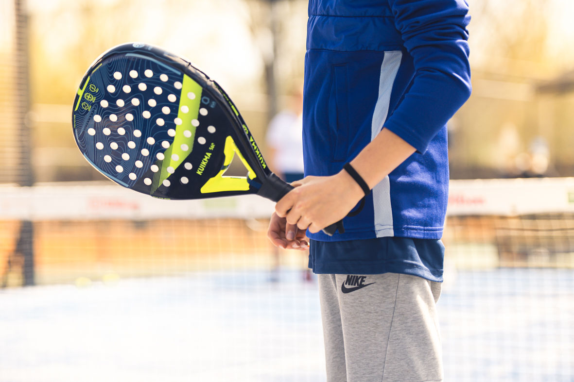 Paddle Racket Pose The 5 best padel rackets for beginners | Padelstore